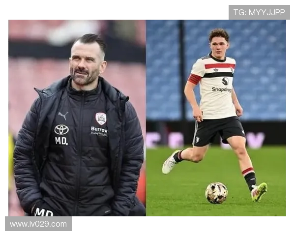 曼联小将德瓦尼参与一队训练 父亲打趣称球队最强6号位已被继承 曼联小将德瓦尼参与一队训练 父亲打趣称球队最强6号位已被继承