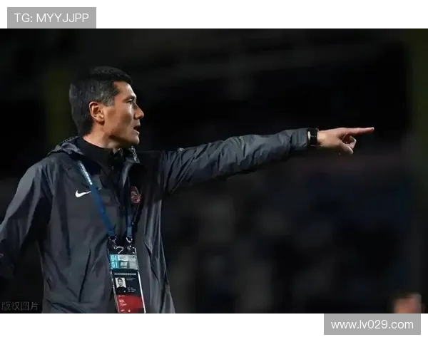 邵佳一称赞球队下半场表现出色充分贯彻战术意图展现整体配合魅力 邵佳一称赞球队下半场表现出色充分贯彻战术意图展现整体配合魅力