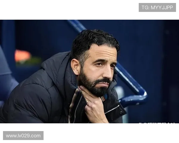 阿莫林率曼联客场力克利物浦迎英超两连胜创执教新纪录 阿莫林率曼联客场力克利物浦迎英超两连胜创执教新纪录